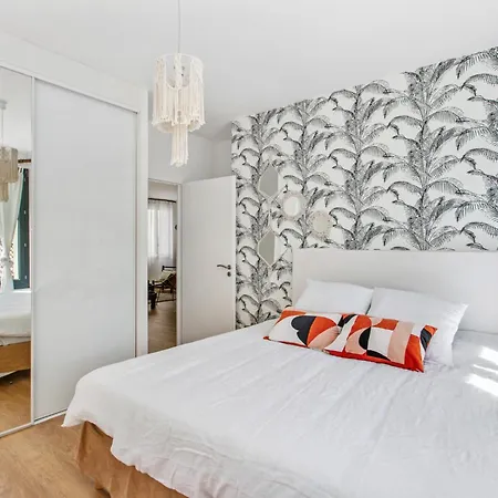 Apartment Magnifique A Les Flots