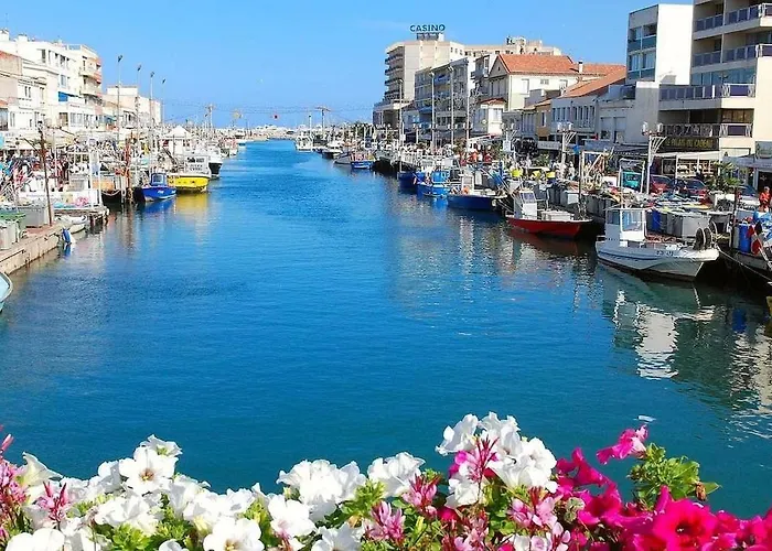 Апартаменты Magnifique A Les Flots Палава-ле-Фло